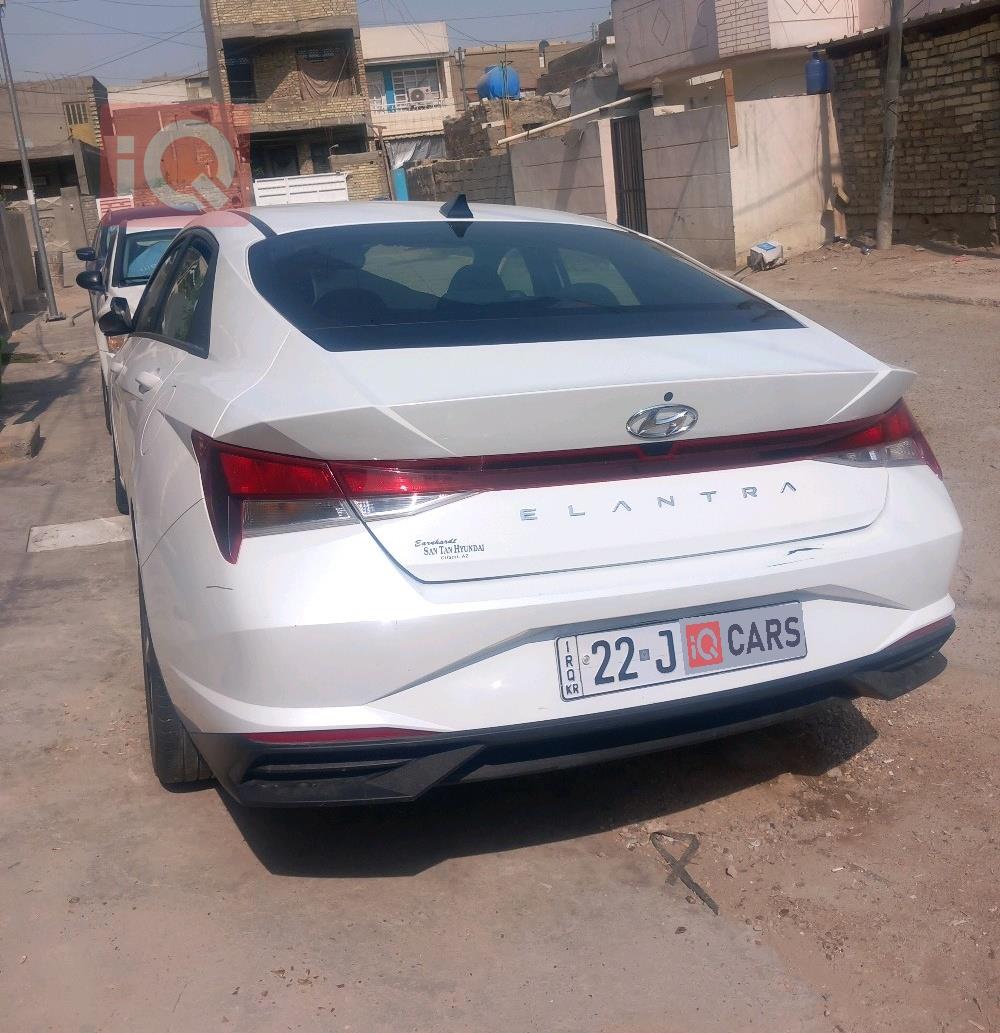 هیوندای ئەلەنترا